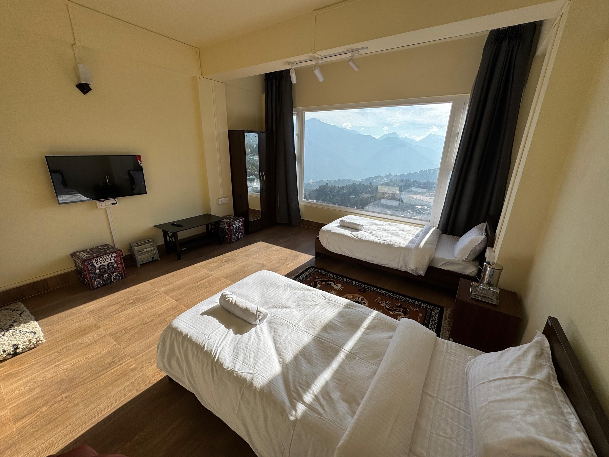 The Khaar - Twin Room 2